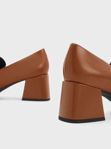 Two-Tone Metallic Accent Block Heel Loafer Pumps, สีน้ำตาล, hi-res