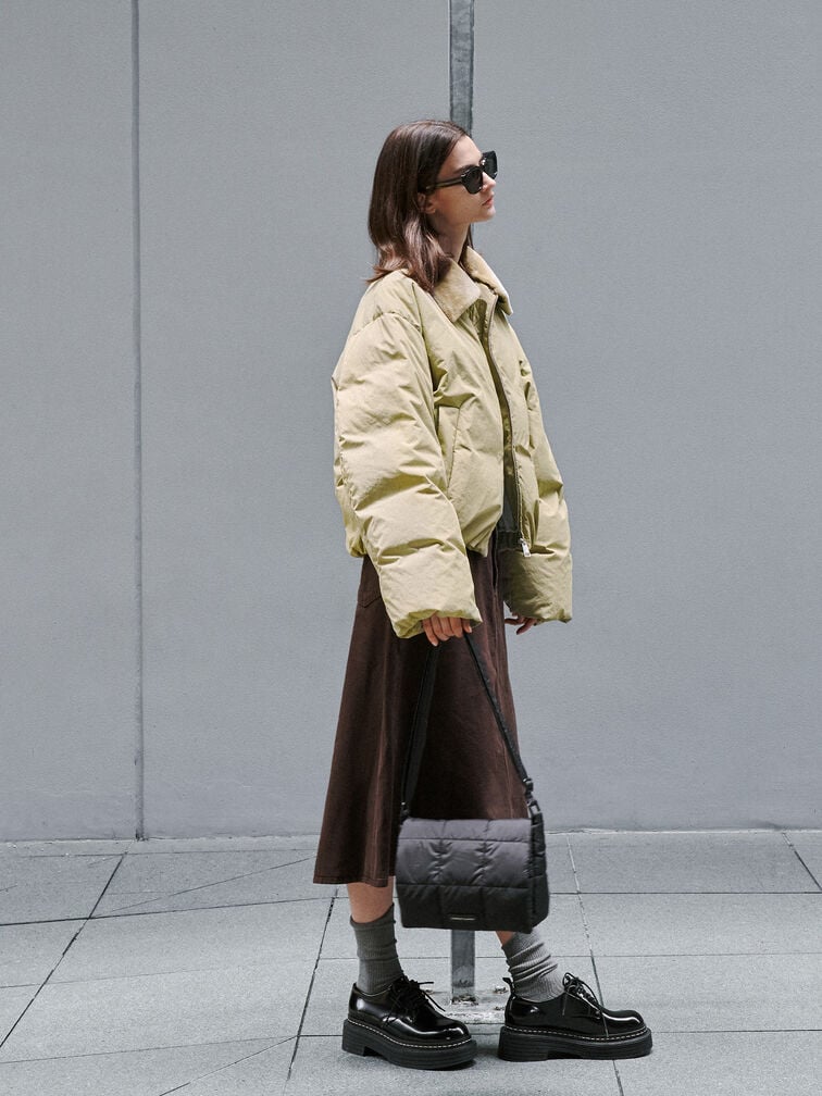 กระเป๋าสะพายข้างขนาดเล็กผ้าไนลอนดีไซน์ลายควิลท์แบบบุนวมรุ่น Errya, สีดำอะไหล่สีดำ, hi-res