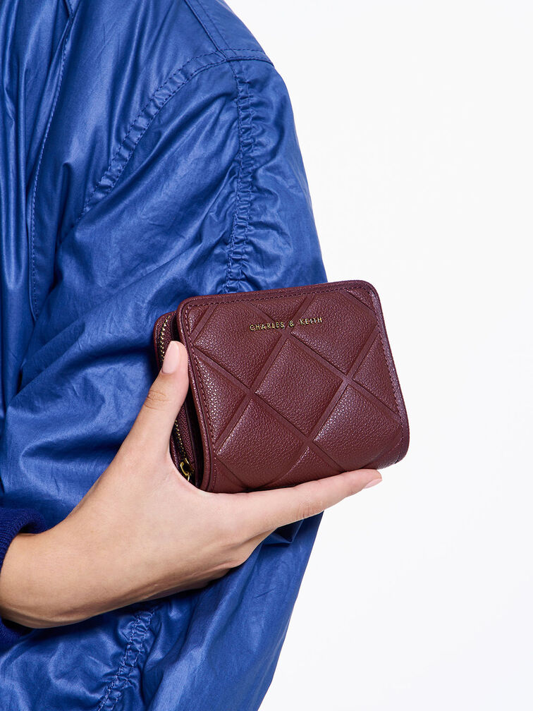 Anwen Quilted Zip-Around Wallet, สีเบอร์กันดี, hi-res