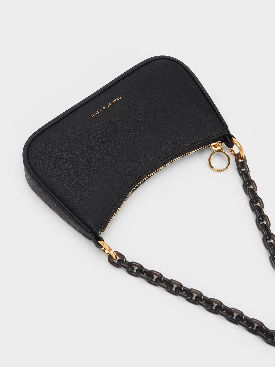 Chain link deals crossbody bag