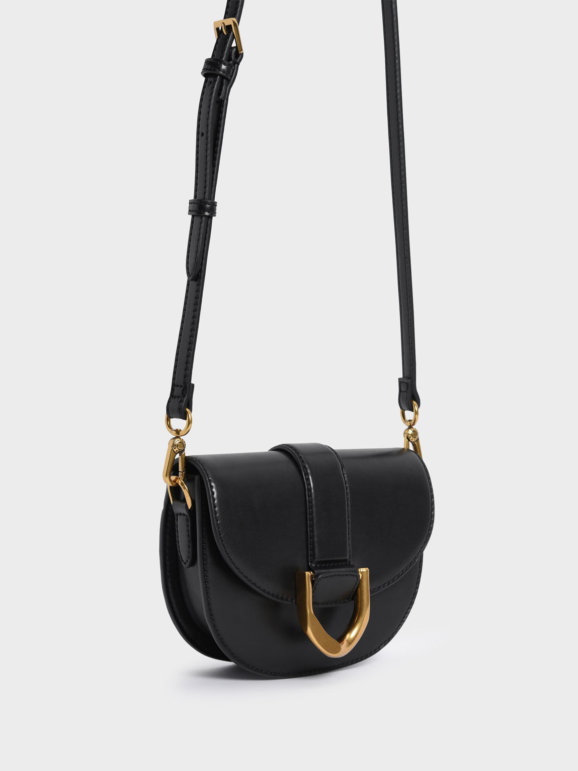 Charles & keith hotsell small crossbody bag