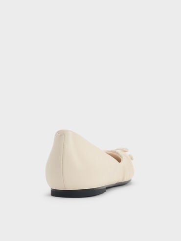 รองเท้าส้นเตี้ยทรงบัลเล่ต์ดีไซน์จับจีบประดับโบว์, สีชอล์ค, hi-res