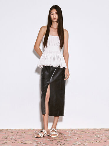 รองเท้าแตะแบบสวมประดับห่วงโลหะ, สีชอล์ค, hi-res