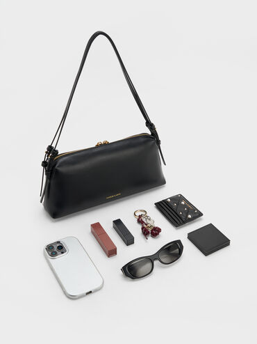 กระเป๋าสะพายไหล่ดีไซน์สายแบบคู่รุ่น Deyna, สีดำ, hi-res