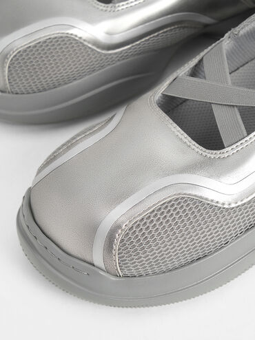 รองเท้ากีฬาทรงแมรี่เจนดีไซน์ผ้าตาข่ายตกแต่งด้วยเมทัลลิครุ่น Casey, สีเงิน, hi-res