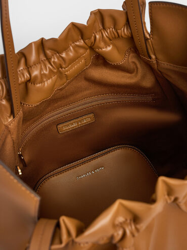 กระเป๋าโท้ทดีเทลจับจีบย่นรุ่น Brigette, สีน้ำตาล, hi-res