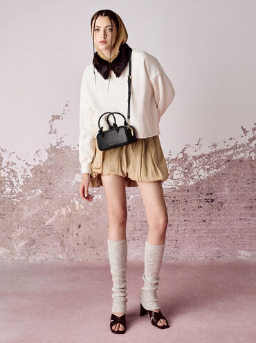 กระเป๋าถือทรงยาวหูจับแบบปมรุ่น Sammie, สีดำ, hi-res