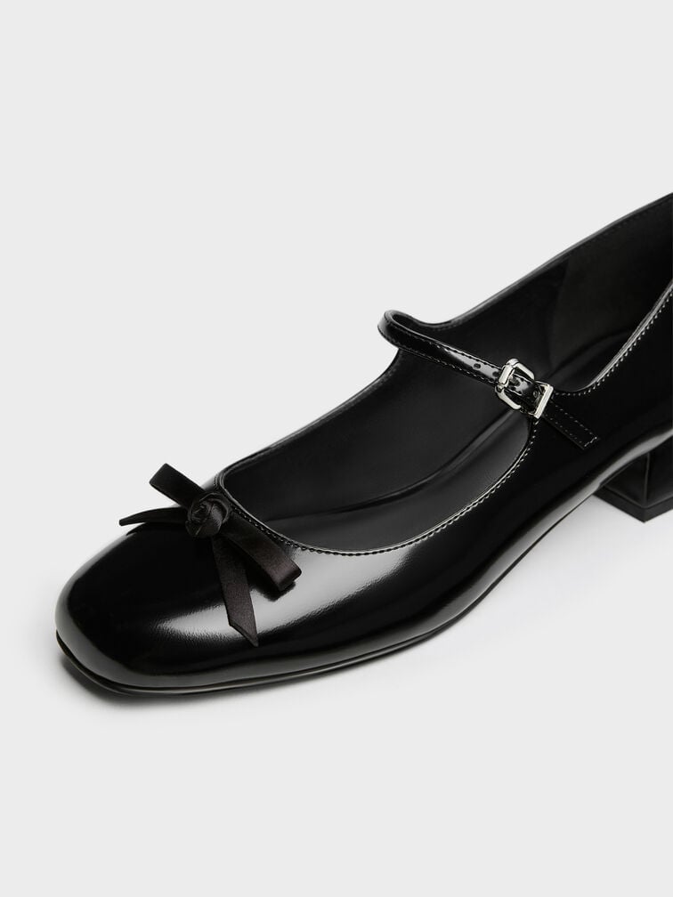 รองเท้าปิดส้นทรงแมรี่เจนประดับดีเทลโบว์กุหลาบรุ่น Kelis, หนังเงาสีดำ, hi-res