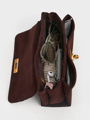 กระเป๋าสะพายข้างวัสดุหนังกลับรีไซเคิลพร้อมสายโซ่รุ่น Kerry, สีเอสเพรสโซบราวน์, hi-res