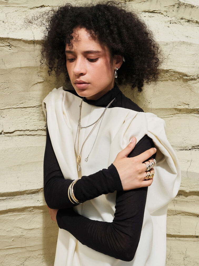 Donora Sculptural Cuff Bangle, Gold, hi-res