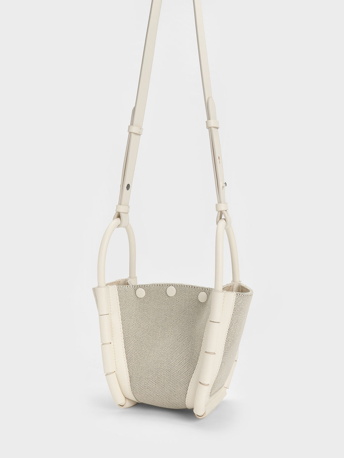 Canvas bucket bag best sale zara