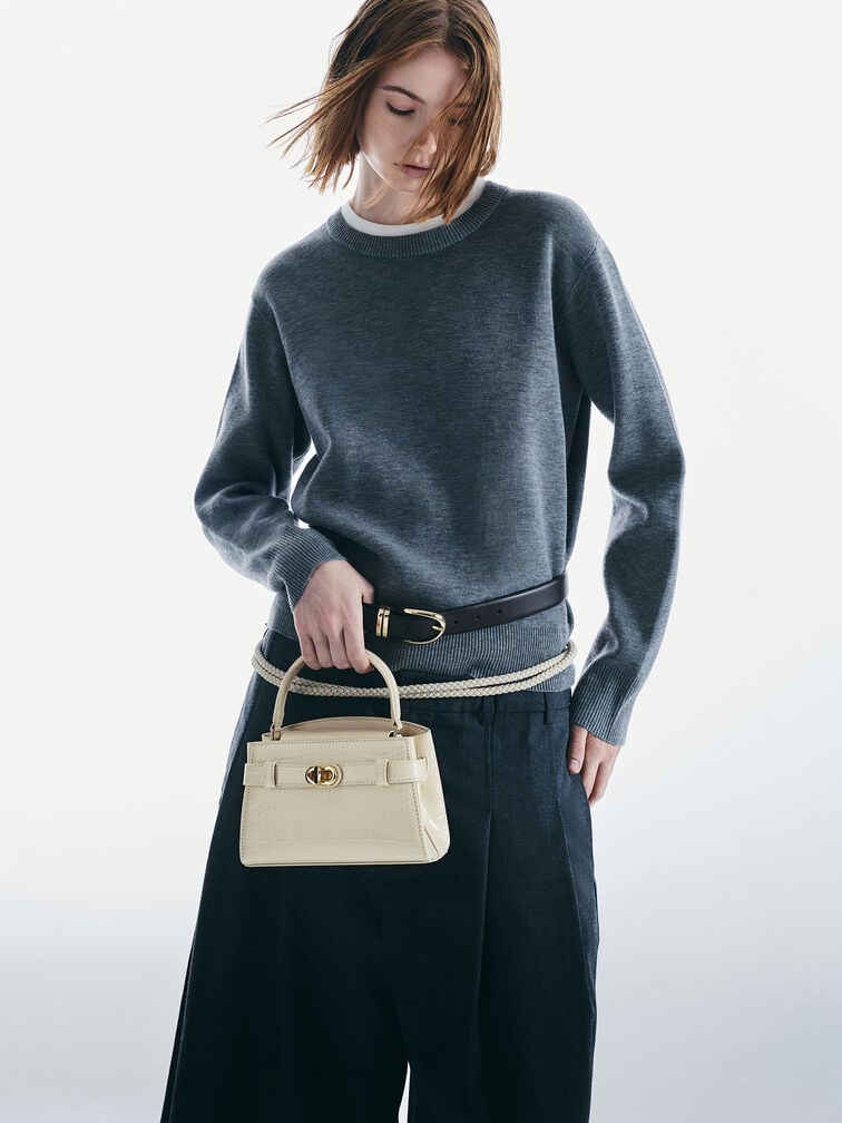 กระเป๋าถือเอฟเฟกต์ลายจระเข้รุ่น Aubrielle, สีไอวอรี่, hi-res