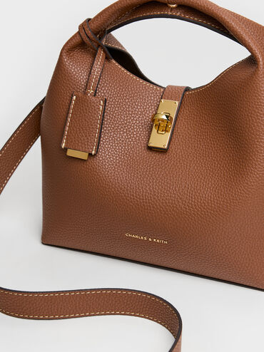 กระเป๋าทรงถังตกแต่งตัวล็อคแบบหมุนรุ่น Chance, สีช็อคโกแลต, hi-res