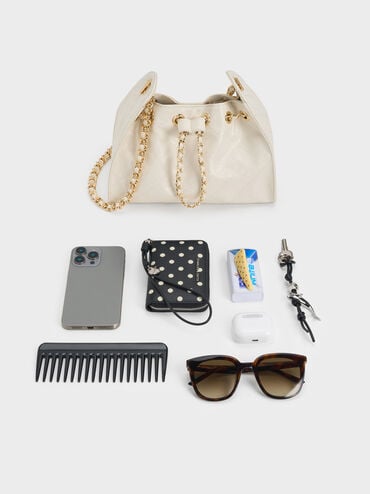 กระเป๋าทรงถังลวดลายควิลท์พร้อมเชือกรูดรุ่น Duo, สีครีม, hi-res