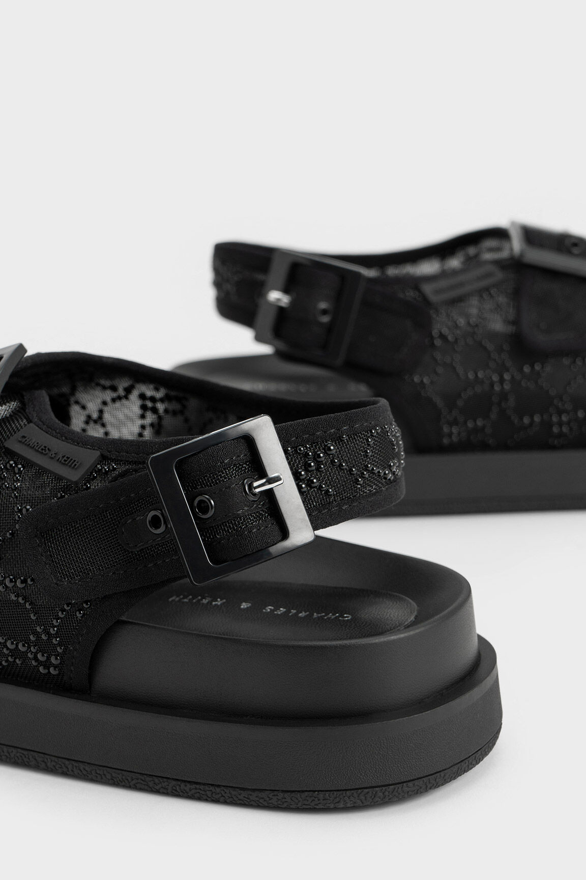 Mesh store flatform sandals
