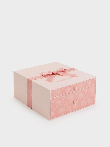 เซ็ตของขวัญ: กระเป๋าสะพายไหล่ดีเทลผ้าตาข่ายและดอกไม้พร้อมสายประดับมุก, สีชมพูอ่อน, hi-res