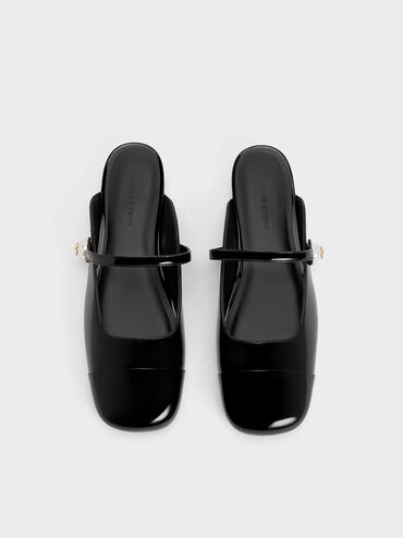 รองเท้าส้นเตี้ยหนังแก้วสายคาดเท้าประดับด้วยมุกแบบเปิดส้น, หนังแก้วสีดำ, hi-res