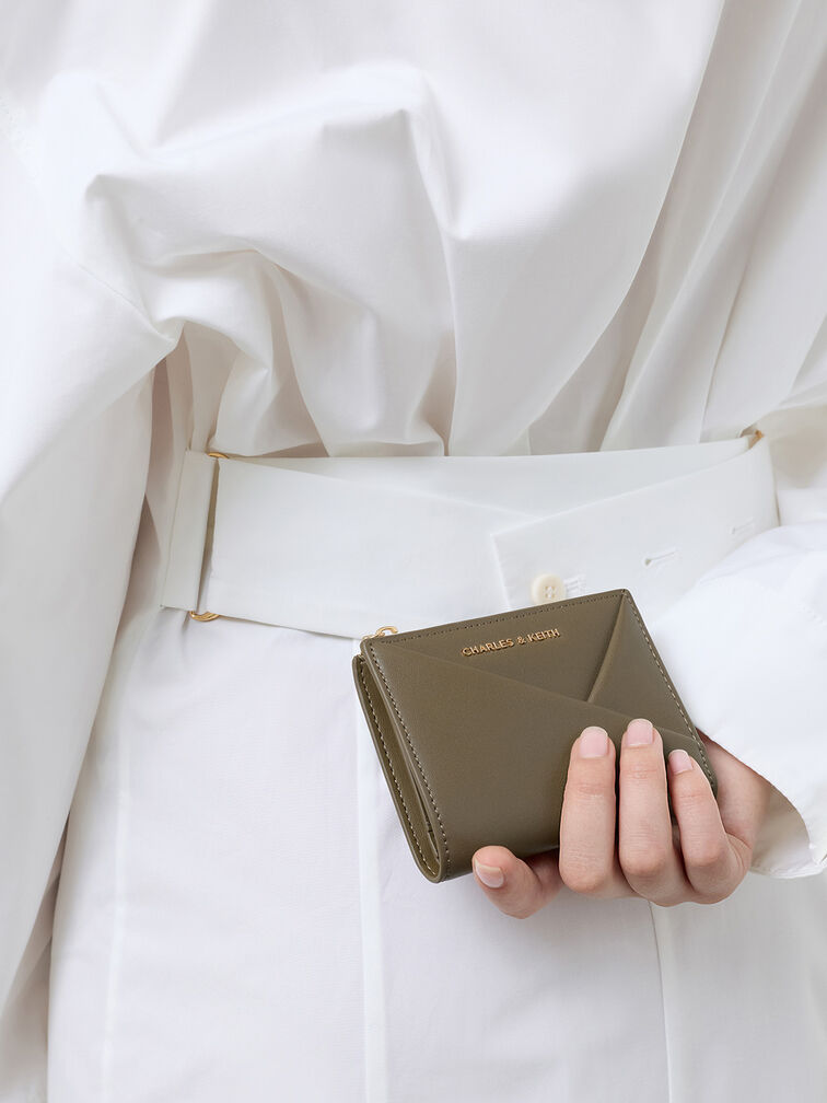 กระเป๋าสตางค์ทรงสี่เหลี่ยมดีไซน์ที่ปิดแบบซิปด้านบนรุ่น Midori, สีดีพโอลีฟ, hi-res