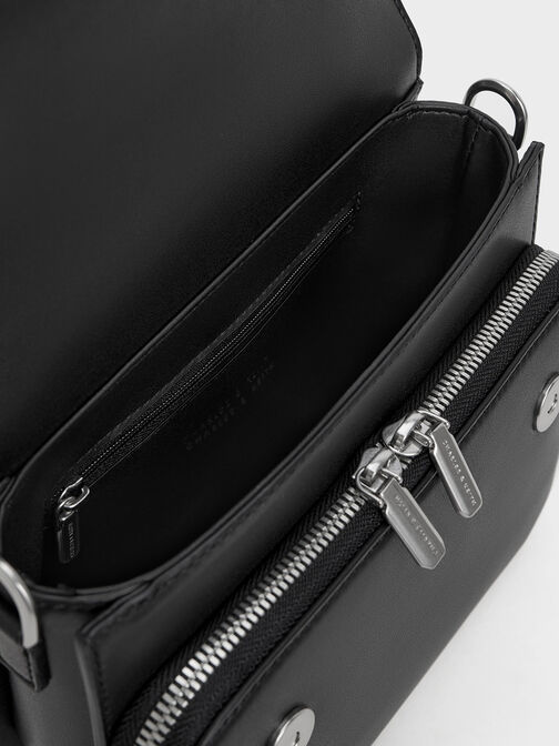 กระเป๋าถือดีไซน์ที่ปิดด้านหน้า, สีดำอะไหล่สีเงิน, hi-res