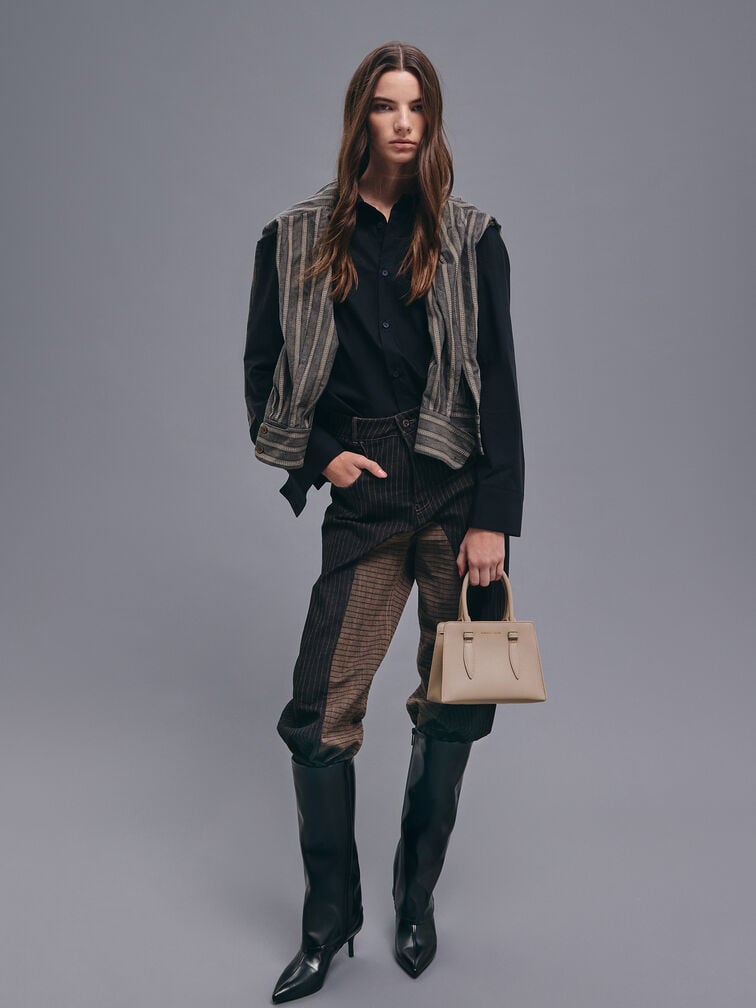 กระเป๋าโท้ททรงสี่เหลี่ยมคางหมูรุ่น Allyn, สีโทป, hi-res