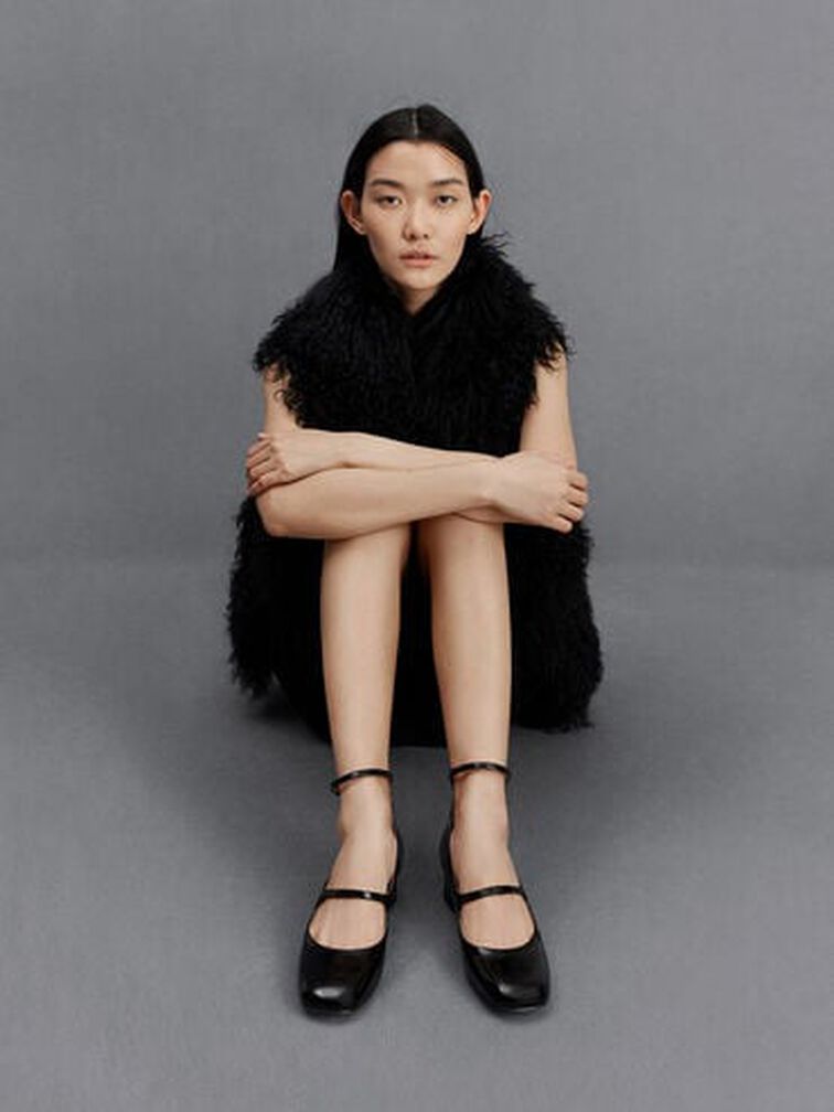 รองเท้าทรงแมรี่เจนดีไซน์หนังแท้แบบปิดส้นรุ่น Claire, หนังเงาสีดำ, hi-res