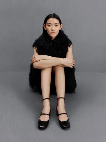 รองเท้าทรงแมรี่เจนดีไซน์หนังแท้แบบปิดส้นรุ่น Claire, หนังเงาสีดำ, hi-res