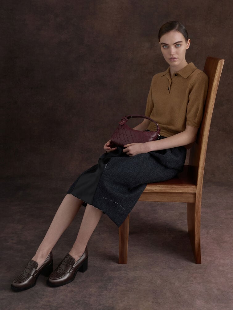 กระเป๋าสะพายไหล่ดีไซน์แบบสานรุ่น Ivette, สีไวน์เบอร์รี่เรด กระเป๋าสะพายไหล่ดีไซน์แบบสานรุ่น Ivette, สีไวน์เบอร์รี่เรด, hi-res