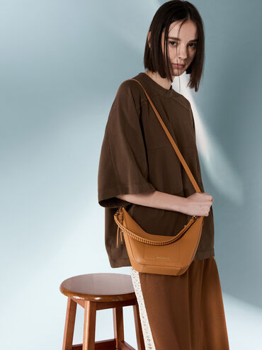 กระเป๋าสะพายข้างรุ่น Everleigh, สีรัสเซ็ตบราวน์, hi-res