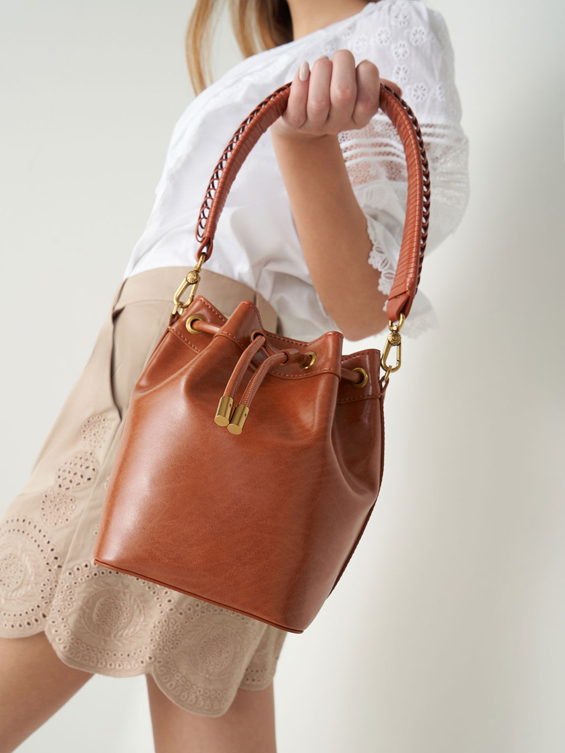 Brick Drawstring Bucket Bag - CHARLES & KEITH TH