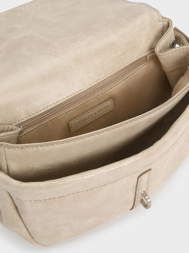 กระเป๋าสะพายข้างประดับโซ่รุ่น Delfina, สีแซนด์, hi-res