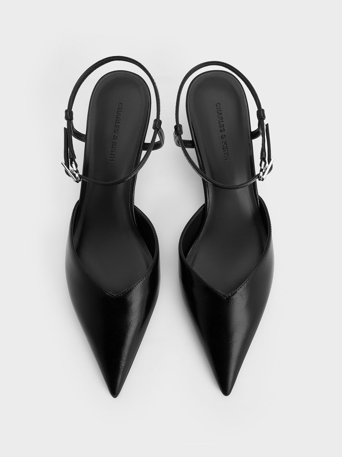 Heels with pointed toe store