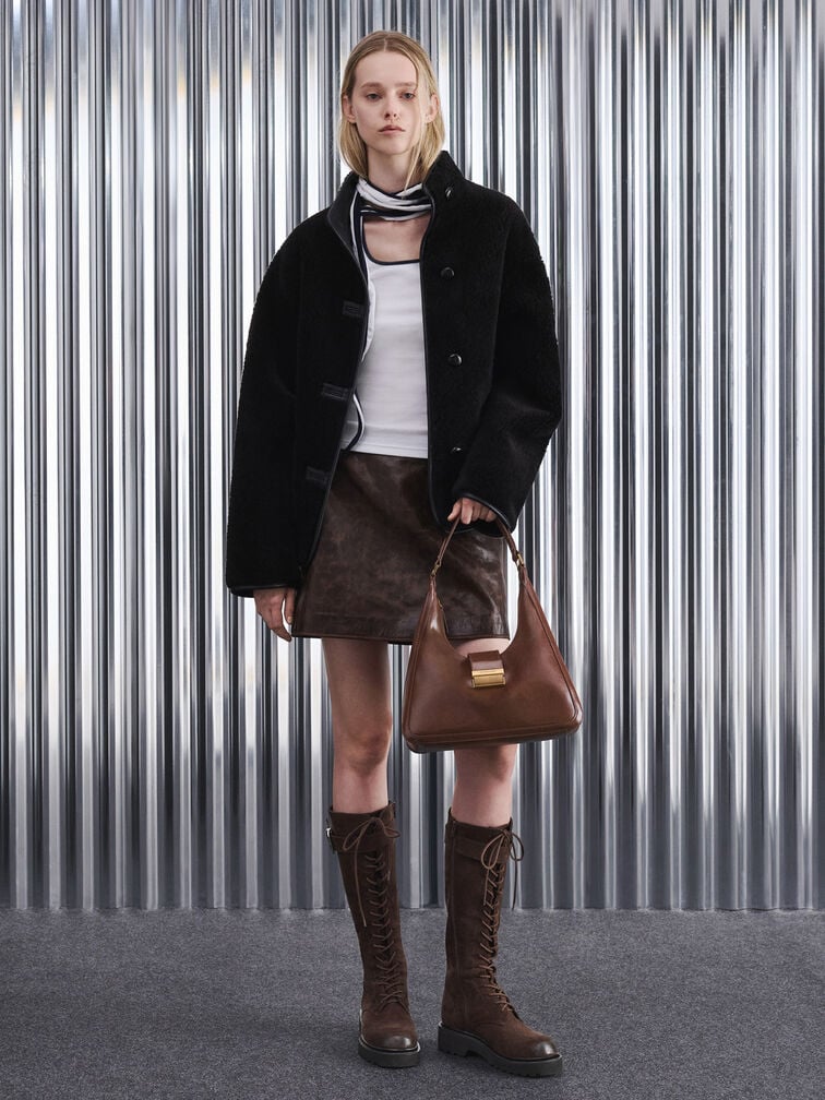 กระเป๋าโฮโบรุ่น Charlot, สีดาร์คบราวน์, hi-res