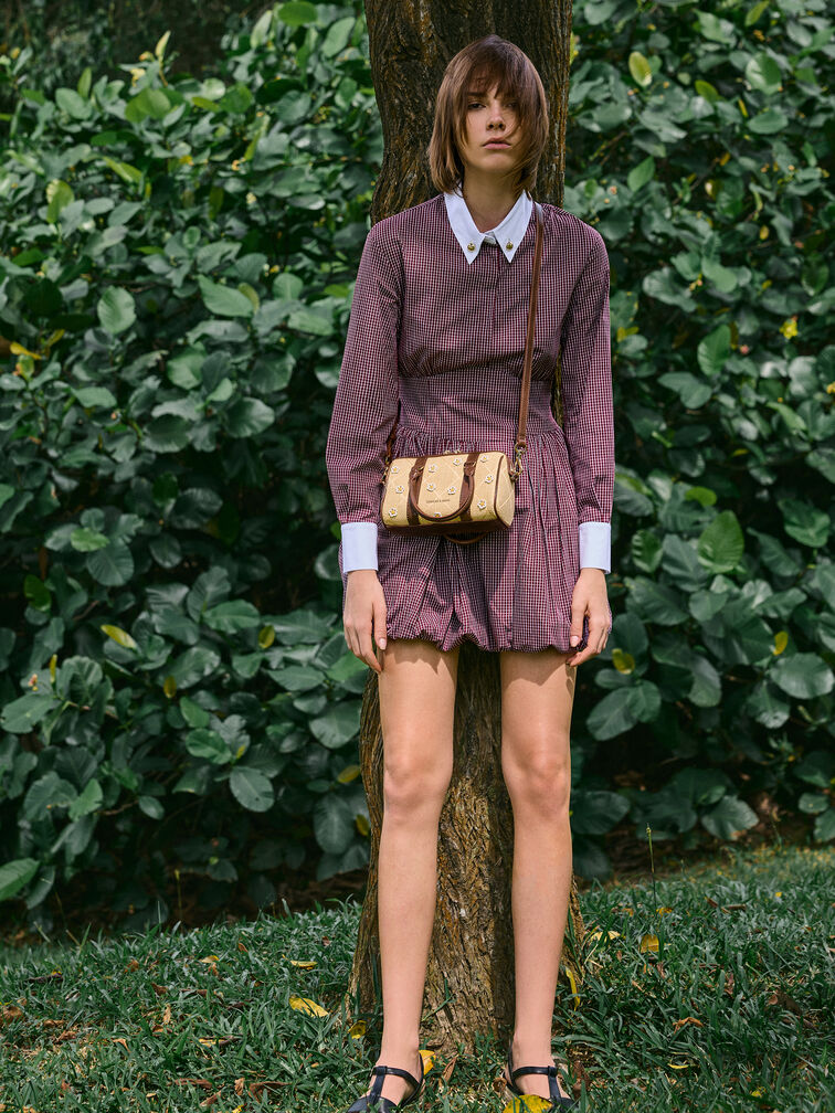 กระเป๋าโบว์ลิ่งวัสดุราฟเฟียประดับดอกไม้รุ่น Philomena, สีเบจ, hi-res