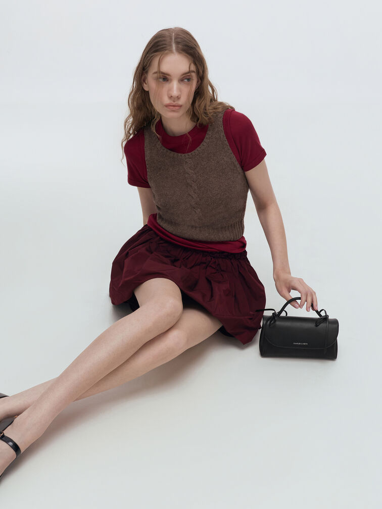 กระเป๋าสตางค์ประดับโบว์พร้อมสายโซ่รุ่น Hazel, สีดำอะไหล่สีเงิน, hi-res