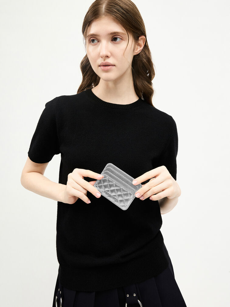 กระเป๋าใส่บัตรเมทัลลิคดีไซน์ลายควิลท์รุ่น Cleo, สีเงิน, hi-res