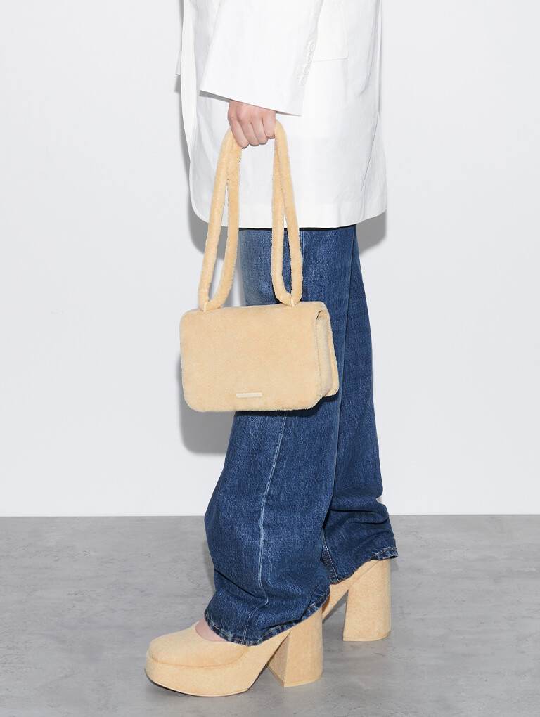 Women’s Loey ankle-strap platform pumps & Loey textured crossbody bag in beige - CHARLES & KEITH
