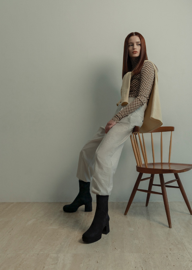 Women’s textured platform ankle boots in dark blue – CHARLES & KEITH