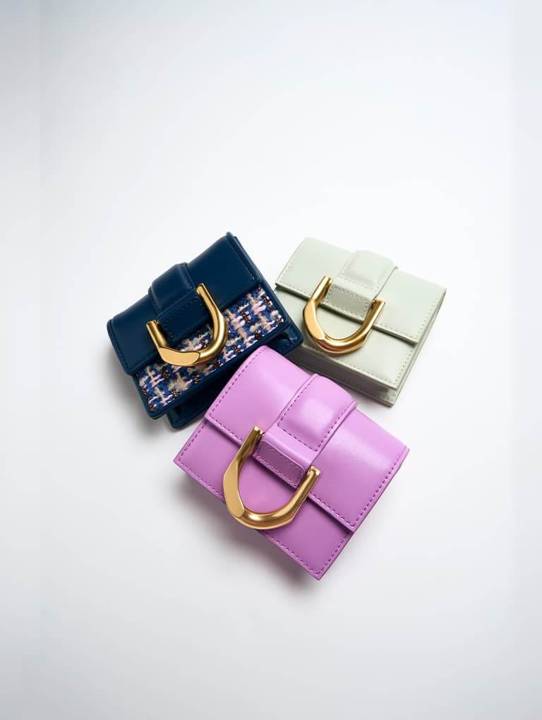Gabine Chain-Link Cardholder in violet, navy and mint green - CHARLES & KEITH