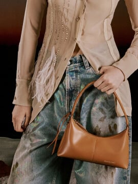 Women’s Simone shoulder bag in russet brown – CHARLES & KEITH TH
