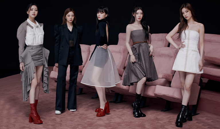 - CHARLES & KEITH