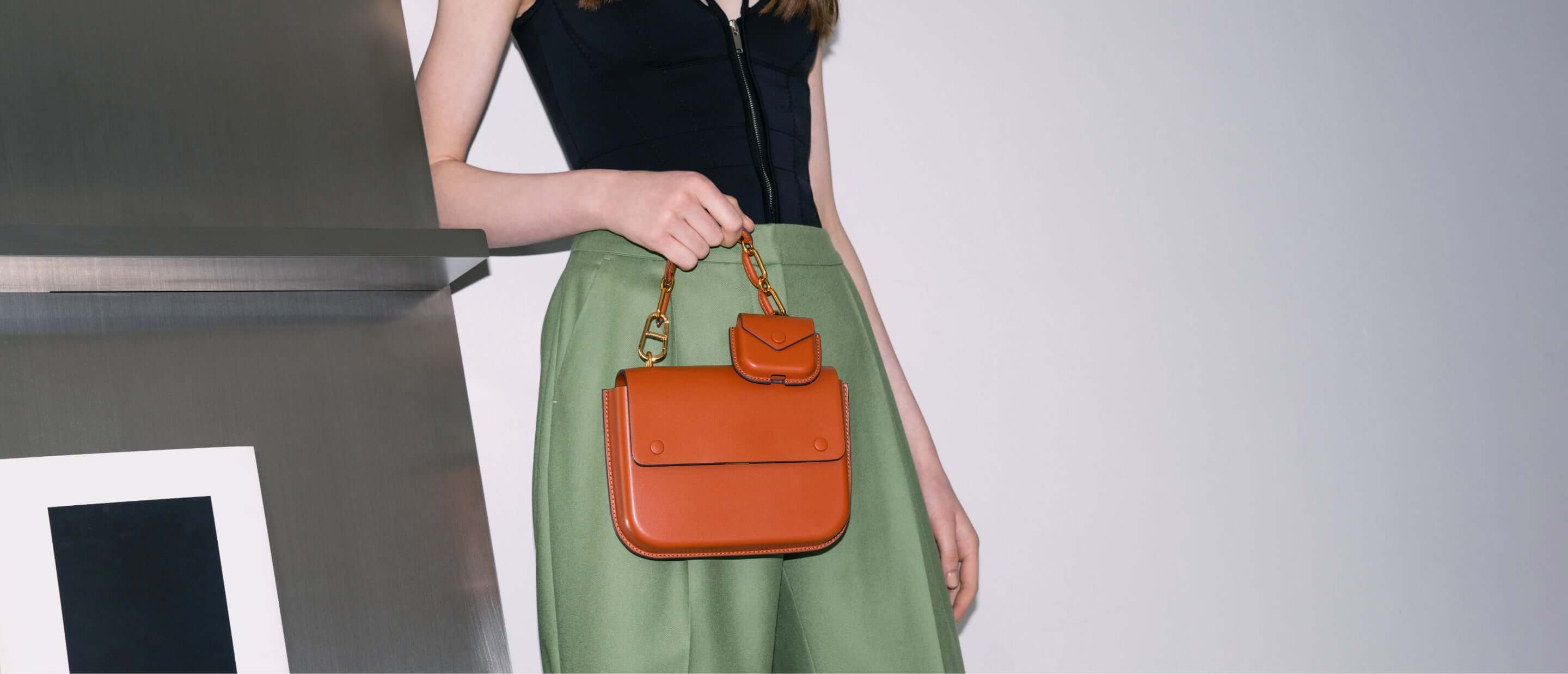 Women’s Amber chain handle push-lock handbag - CHARLES & KEITH