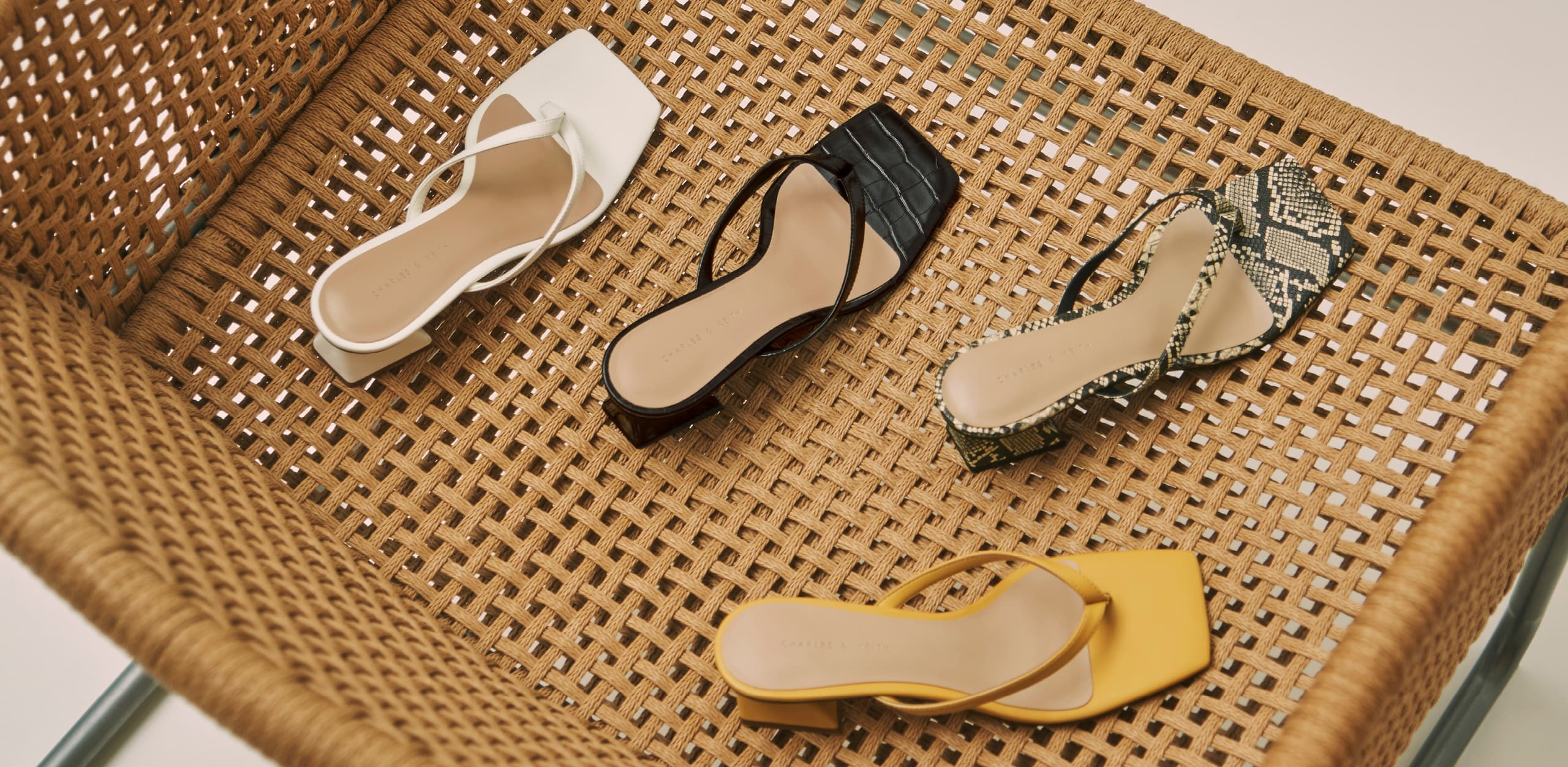 Women’s thong sandals with block heels in white, yellow, mock croc and snakeskin print – CHARLES & KEITH
