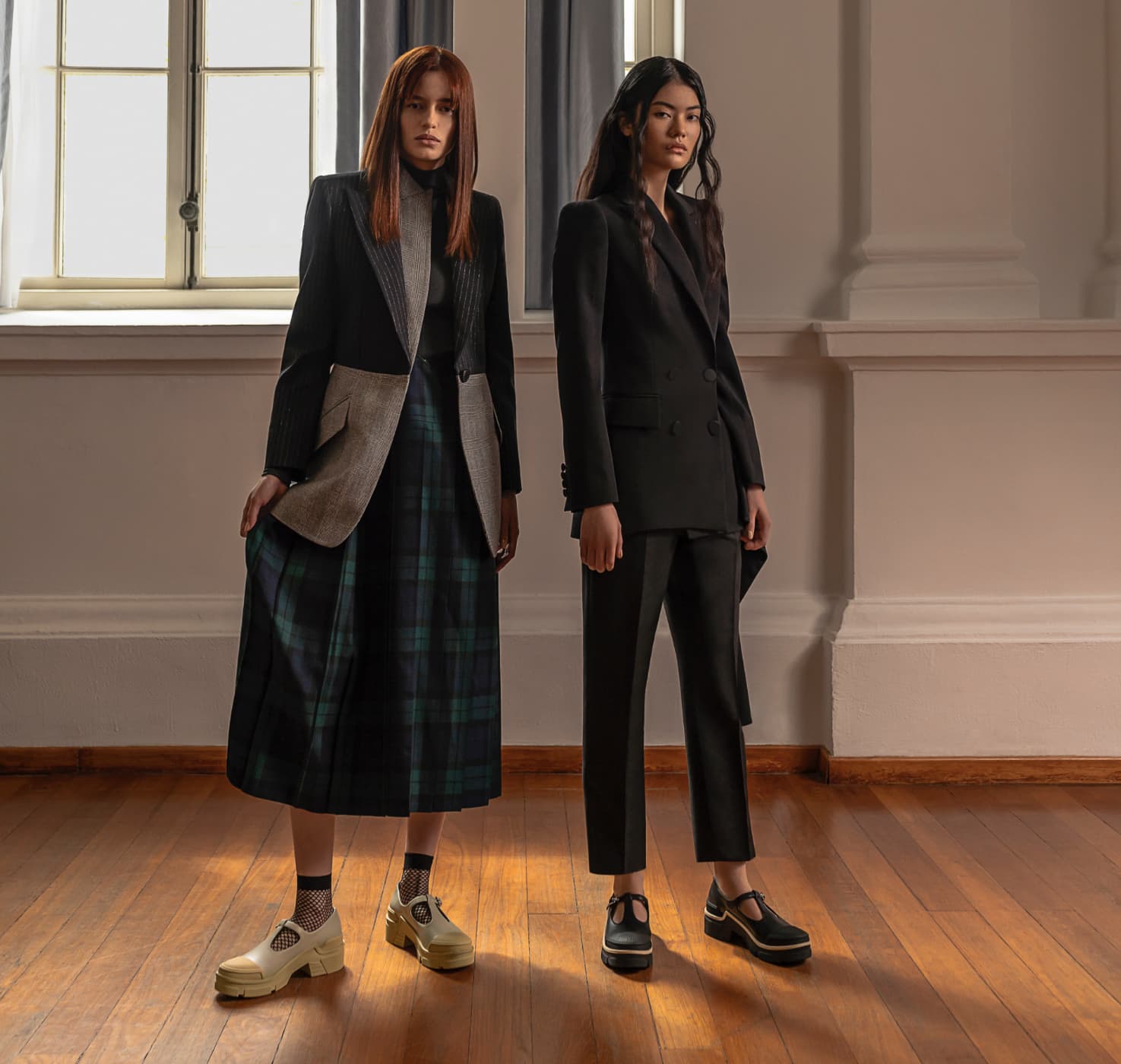 Women’s platform Mary Jane shoes in chalk and black – CHARLES & KEITH