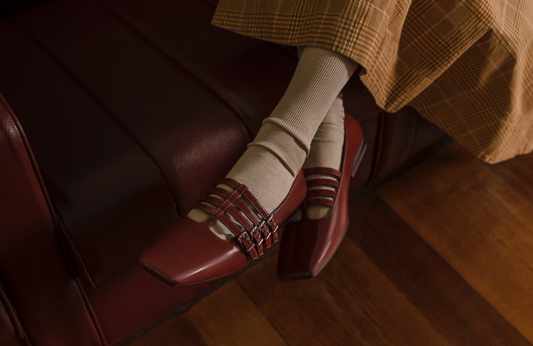 Women’s patent buckled Mary Jane flats in cognac – CHARLES & KEITH