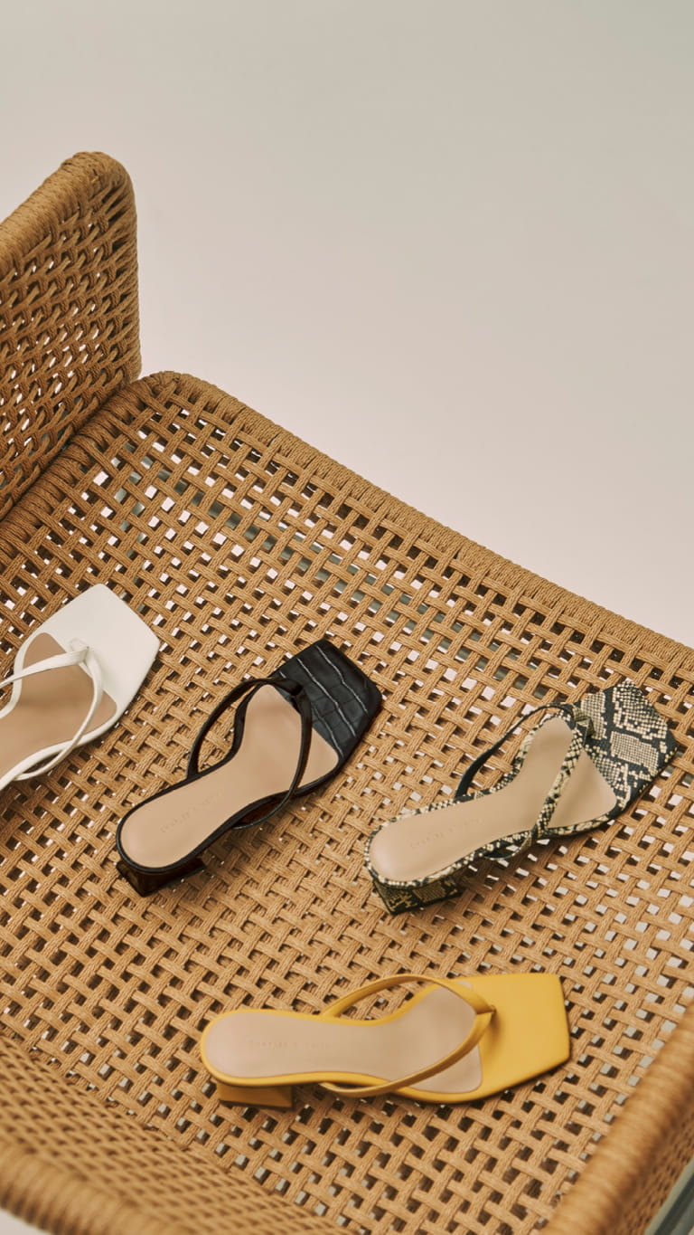 Women’s thong sandals with block heels in white, yellow, mock croc and snakeskin print – CHARLES & KEITH