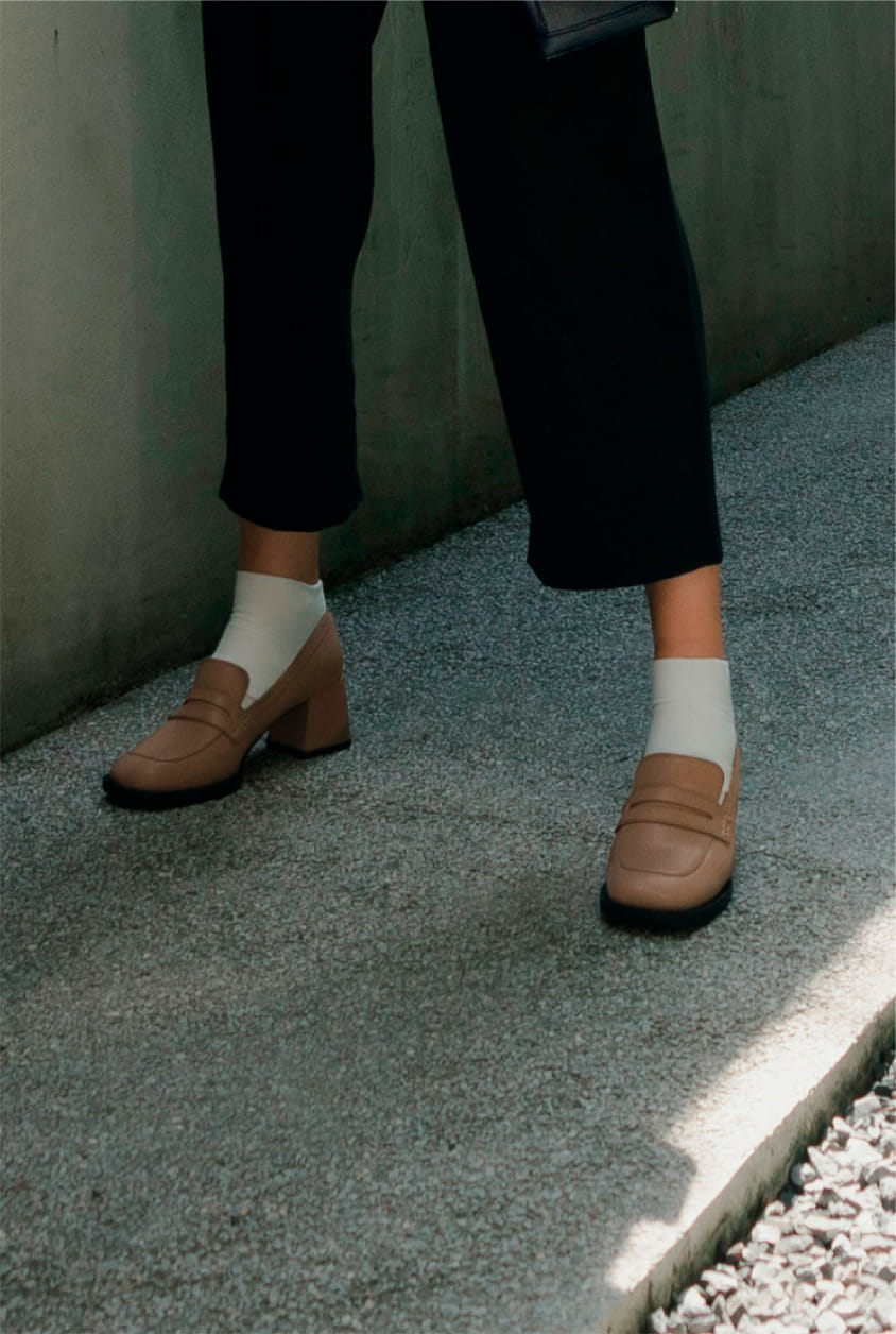 Women’s penny loafer pumps in brown – CHARLES & KEITH