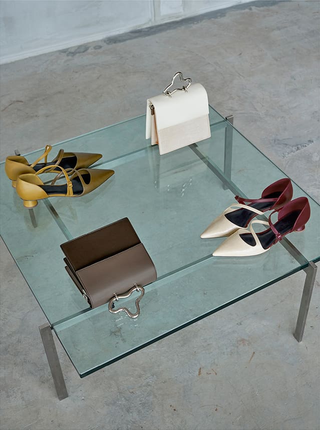 – CHARLES & KEITH