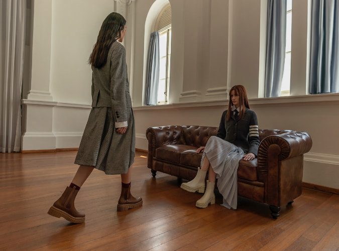 Women’s platform Chelsea boots in brown and pull-on ankle boots in chalk – CHARLES & KEITH