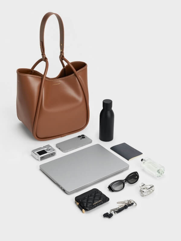 Chocolate Lyla Tubular Slouchy Tote Bag – CHARLES & KEITH