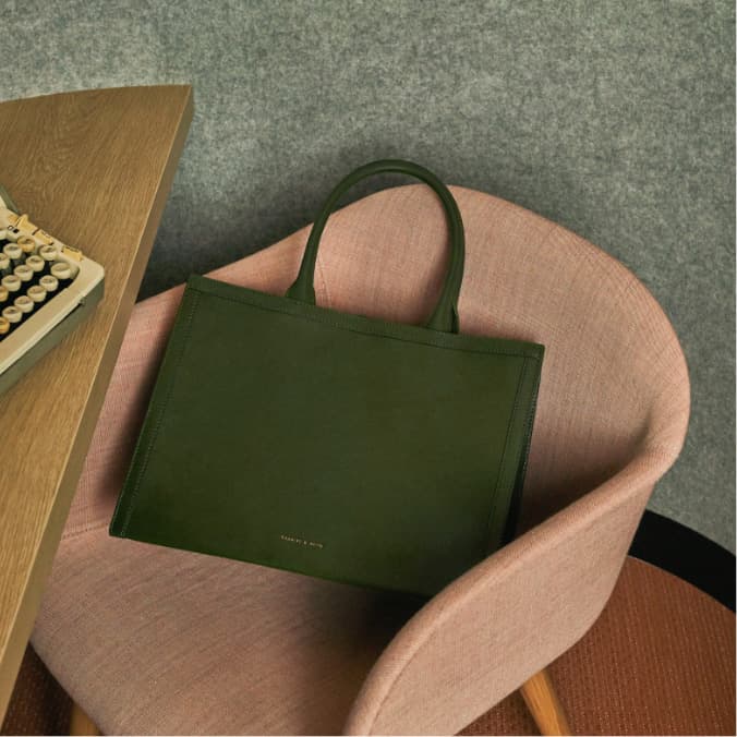 Women’s extra large tote bag in sage green - CHARLES & KEITH